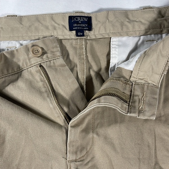 J. Crew mens khaki Gramercy flat front 8.5" inseam chino shorts - size 32 - Picture 5 of 10